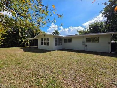 Located in the desirable McGregor Estates corridor of Fort Myers on Fort Myers Country Club in Florida - for sale on GolfHomes.com, golf home, golf lot