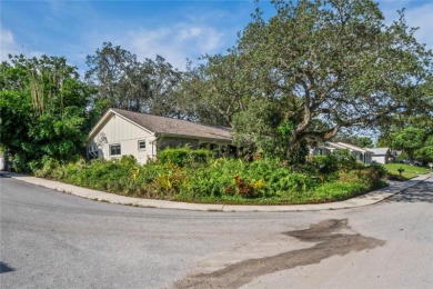 Welcome to this beautifully landscaped corner lot home located on Beacon Woods Golf Club in Florida - for sale on GolfHomes.com, golf home, golf lot
