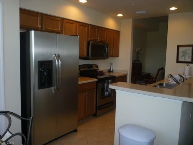 FANTASTIC VIEW! GOLF INCLUDED! Cozy turnkey 2/2 with screened on Heritage Bay Golf Course in Florida - for sale on GolfHomes.com, golf home, golf lot