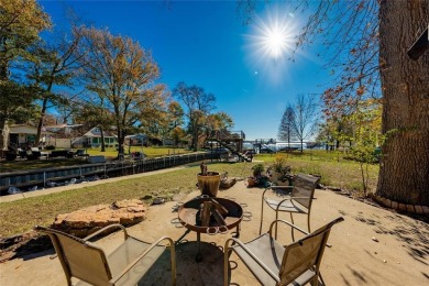 Waterfront home on Cedar Creek Lake.   Ready for a makeover to on Pinnacle Golf and Boat Club in Texas - for sale on GolfHomes.com, golf home, golf lot
