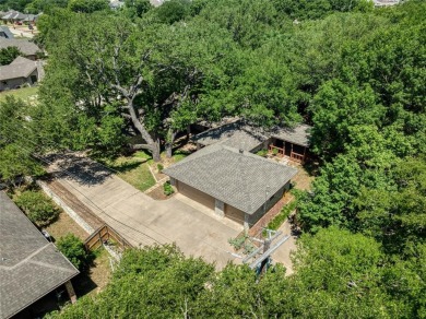 Welcome to your next forever home or weekend retreat in on De Cordova Bend Country Club in Texas - for sale on GolfHomes.com, golf home, golf lot