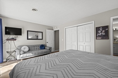 This bright and fully updated 2-bedroom, 2-bath condo offers on Pointe Royale Village Country Club in Missouri - for sale on GolfHomes.com, golf home, golf lot