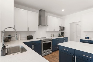 Step into suburban elegance in this 4-year-old home, perfectly on The Course at Aberdeen in Indiana - for sale on GolfHomes.com, golf home, golf lot