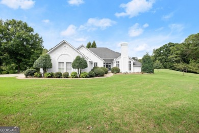 NEW Year. NEW price! Don't miss this Sought after 3/2 ranch home on Royal Lakes Golf and Country Club in Georgia - for sale on GolfHomes.com, golf home, golf lot