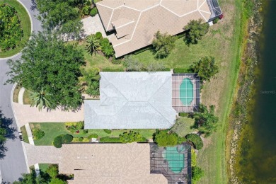 Welcome to this beautifully maintained 2-bedroom, 2-bath home on University Park Country Club in Florida - for sale on GolfHomes.com, golf home, golf lot