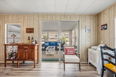 This light bright 2 bedroom 2 bath home is well maintained. Open on Zellwood Station Country Club in Florida - for sale on GolfHomes.com, golf home, golf lot