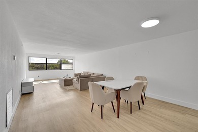 Back on the market!! Sunrise Lakes Phase 4, a charming and on Sunrise Lakes Phase IV Golf Course in Florida - for sale on GolfHomes.com, golf home, golf lot