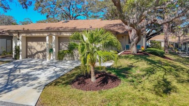 This beautifully updated 2-bedroom, 2-bathroom villa offers on Tarpon Springs Golf Course in Florida - for sale on GolfHomes.com, golf home, golf lot