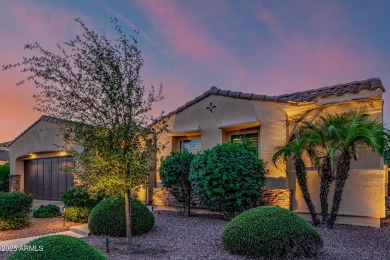 This stunning fully renovated home offers 3 beds / 2 baths in on Deer Valley Golf Course in Arizona - for sale on GolfHomes.com, golf home, golf lot