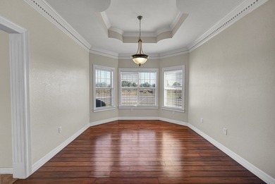 GOLF COURSE LIVING IN GREEN TREE NORTH! THIS 4 BED, 2.5 BATH GEM on Green Tree Country Club in Texas - for sale on GolfHomes.com, golf home, golf lot