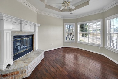 GOLF COURSE LIVING IN GREEN TREE NORTH! THIS 4 BED, 2.5 BATH GEM on Green Tree Country Club in Texas - for sale on GolfHomes.com, golf home, golf lot