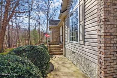 Check out this split bedroom ranch home on a small quiet on Heatherhurst Golf Course in Tennessee - for sale on GolfHomes.com, golf home, golf lot