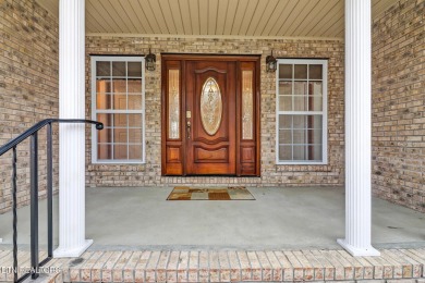 Check out this split bedroom ranch home on a small quiet on Heatherhurst Golf Course in Tennessee - for sale on GolfHomes.com, golf home, golf lot