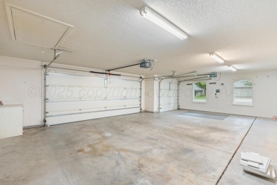 Looking for a beautiful home with plenty of room and right next on Tascosa Country Club in Texas - for sale on GolfHomes.com, golf home, golf lot