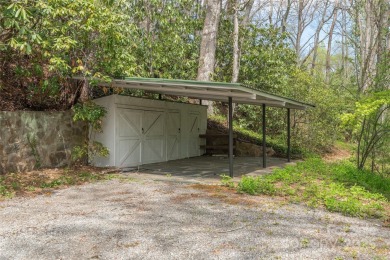 Rare opportunity near Waynesville Country Club! Spacious 4BD/4BA on Waynesville Country Club Inn in North Carolina - for sale on GolfHomes.com, golf home, golf lot