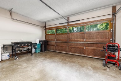 What a great home!.  New roof in 2021, new deck in 2021, new on DeSoto Golf Course in Arkansas - for sale on GolfHomes.com, golf home, golf lot
