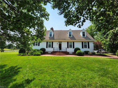 Looking to downsize without compromising on style and comfort? on Fords Colony Country Club in Virginia - for sale on GolfHomes.com, golf home, golf lot