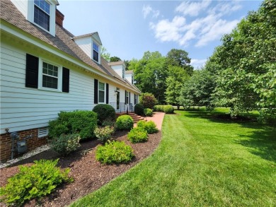 Looking to downsize without compromising on style and comfort? on Fords Colony Country Club in Virginia - for sale on GolfHomes.com, golf home, golf lot