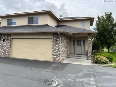 Beautiful Canyon Lakes Condo overlooking #9 Green and Fairway at on Canyon Lakes Golf Course in Washington - for sale on GolfHomes.com, golf home, golf lot