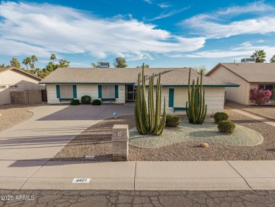 Ahwatukee! South Mountain Views! This 3 bedroom home offers an on Ahwatukee Country Club in Arizona - for sale on GolfHomes.com, golf home, golf lot