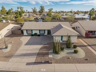 Ahwatukee! South Mountain Views! This 3 bedroom home offers an on Ahwatukee Country Club in Arizona - for sale on GolfHomes.com, golf home, golf lot
