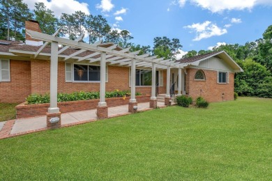 This beautiful 3-4 bedroom, 3 full bath, 2 half bath home offers on Jake Gaither Golf Course in Florida - for sale on GolfHomes.com, golf home, golf lot