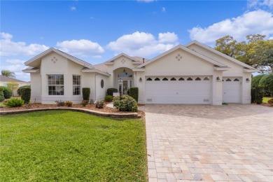 Welcome to the LANTANA model, a beautifully FURNISHED (TURNKEY) on The Links of Spruce Creek in Florida - for sale on GolfHomes.com, golf home, golf lot