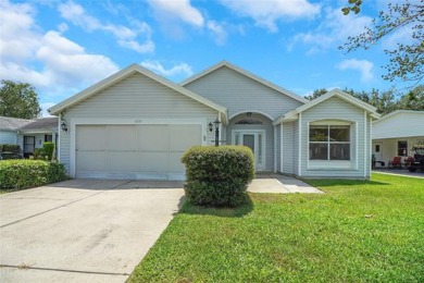 Quaint 2/2/2 single family residence with NEW ROOF BEFORE on Orange Blossom Hills Golf and Country Club in Florida - for sale on GolfHomes.com, golf home, golf lot