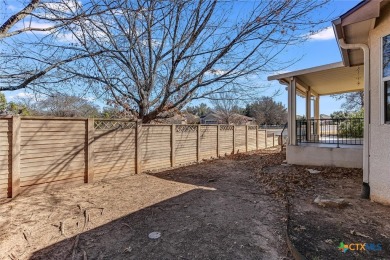 Welcome to this well-maintained 2-bedroom, 2-bathroom home in on Cowan Creek Golf Course in Texas - for sale on GolfHomes.com, golf home, golf lot