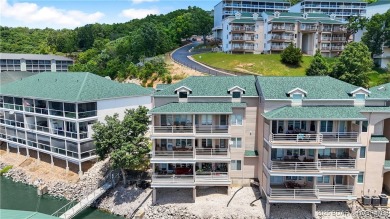 If you're looking for the perfect blend of lake life luxury and on Seasons Ridge At Four Seasons in Missouri - for sale on GolfHomes.com, golf home, golf lot