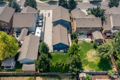 Step inside this meticulously updated home in a prime Boise on Boise Ranch Golf Course, Inc. in Idaho - for sale on GolfHomes.com, golf home, golf lot