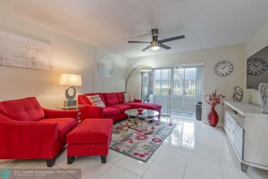 This charming 2-bedroom, 2-bathroom corner condo is in the on Oriole Golf and Tennis Club in Florida - for sale on GolfHomes.com, golf home, golf lot