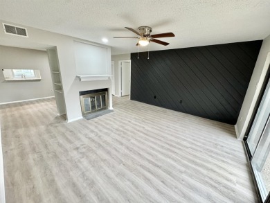 Renovated Lakeland Condo with 1 car garage under 200k!! on Stonebridge Golf Club in Tennessee - for sale on GolfHomes.com, golf home, golf lot