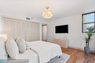 Remodeled & brand new custom closet & just painted! First floor on The Country Club At Boca Raton in Florida - for sale on GolfHomes.com, golf home, golf lot