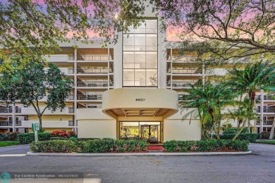 Remodeled & brand new custom closet & just painted! First floor on The Country Club At Boca Raton in Florida - for sale on GolfHomes.com, golf home, golf lot