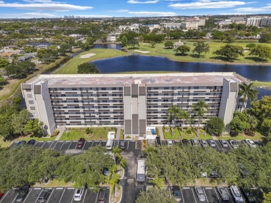 Don't miss this opportunity to own a top-floor 2-bedroom on Grande Oaks Golf Club in Florida - for sale on GolfHomes.com, golf home, golf lot