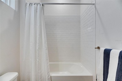 407 Sandsend, Apollo Beach - This 2021-built Park Square Homes on Apollo Beach Golf and Sea Club in Florida - for sale on GolfHomes.com, golf home, golf lot