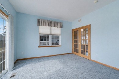 Welcome to this beautifully maintained Townhouse ranch-style on Carillon Lakes 3 Hole Course in Illinois - for sale on GolfHomes.com, golf home, golf lot