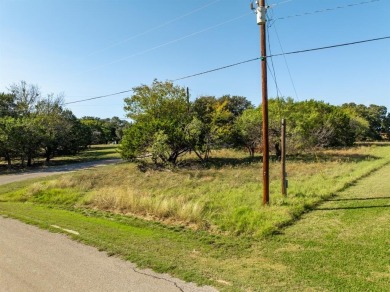 Live the lake life with this beautiful building lot near the on White Bluff Resort - Old Course in Texas - for sale on GolfHomes.com, golf home, golf lot