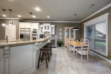 Come see this luxurious 4-bedrm, 3.5-bath home with a side load on Maumelle Golf and Country Club in Arkansas - for sale on GolfHomes.com, golf home, golf lot