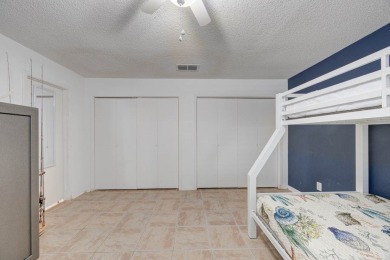 Adorable Detached Single Family Home in Rockport Country Club - on Rockport Country Club in Texas - for sale on GolfHomes.com, golf home, golf lot