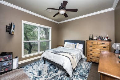 Come see this luxurious 4-bedrm, 3.5-bath home with a side load on Maumelle Golf and Country Club in Arkansas - for sale on GolfHomes.com, golf home, golf lot
