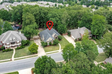 Come see this luxurious 4-bedrm, 3.5-bath home with a side load on Maumelle Golf and Country Club in Arkansas - for sale on GolfHomes.com, golf home, golf lot