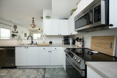 Great news if you've been looking for a fantastic home in on Hedingham Golf and Athletic Club in North Carolina - for sale on GolfHomes.com, golf home, golf lot