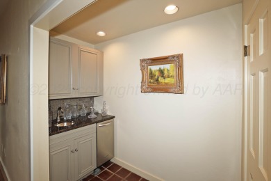 -Welcome Home to Woodstone-
Bathed In Natural Light And on Amarillo Country Club in Texas - for sale on GolfHomes.com, golf home, golf lot