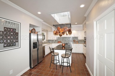 -Welcome Home to Woodstone-
Bathed In Natural Light And on Amarillo Country Club in Texas - for sale on GolfHomes.com, golf home, golf lot