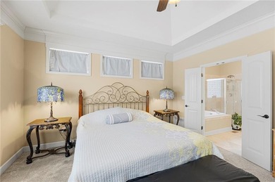 Well-maintained reverse 1.5-story single-family home in the on Golf Club of Creekmoor in Missouri - for sale on GolfHomes.com, golf home, golf lot