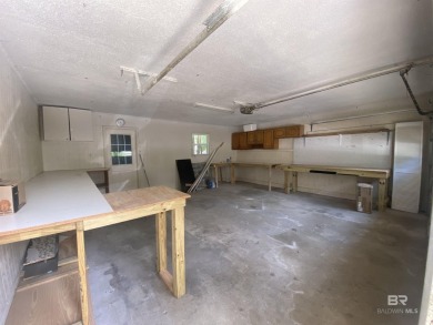 Welcome to this charming ranch-style home situated on a spacious on Vanity Fair Golf and Tennis Club in Alabama - for sale on GolfHomes.com, golf home, golf lot
