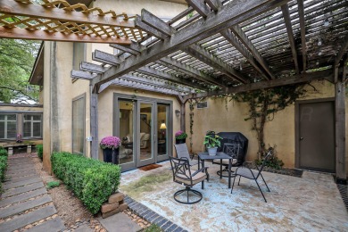 -Welcome Home to Woodstone-
Bathed In Natural Light And on Amarillo Country Club in Texas - for sale on GolfHomes.com, golf home, golf lot