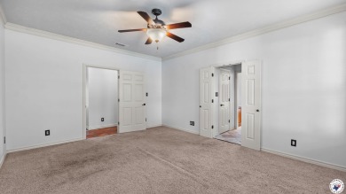 Welcome to 6616 Lakeridge Drive in Texarkana, TX! This spacious on Northridge Country Club in Texas - for sale on GolfHomes.com, golf home, golf lot
